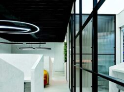 Osum project’ features a modern, minimalistic and monochromatic aesthetics