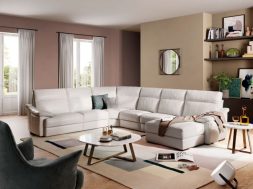 White sofa 1