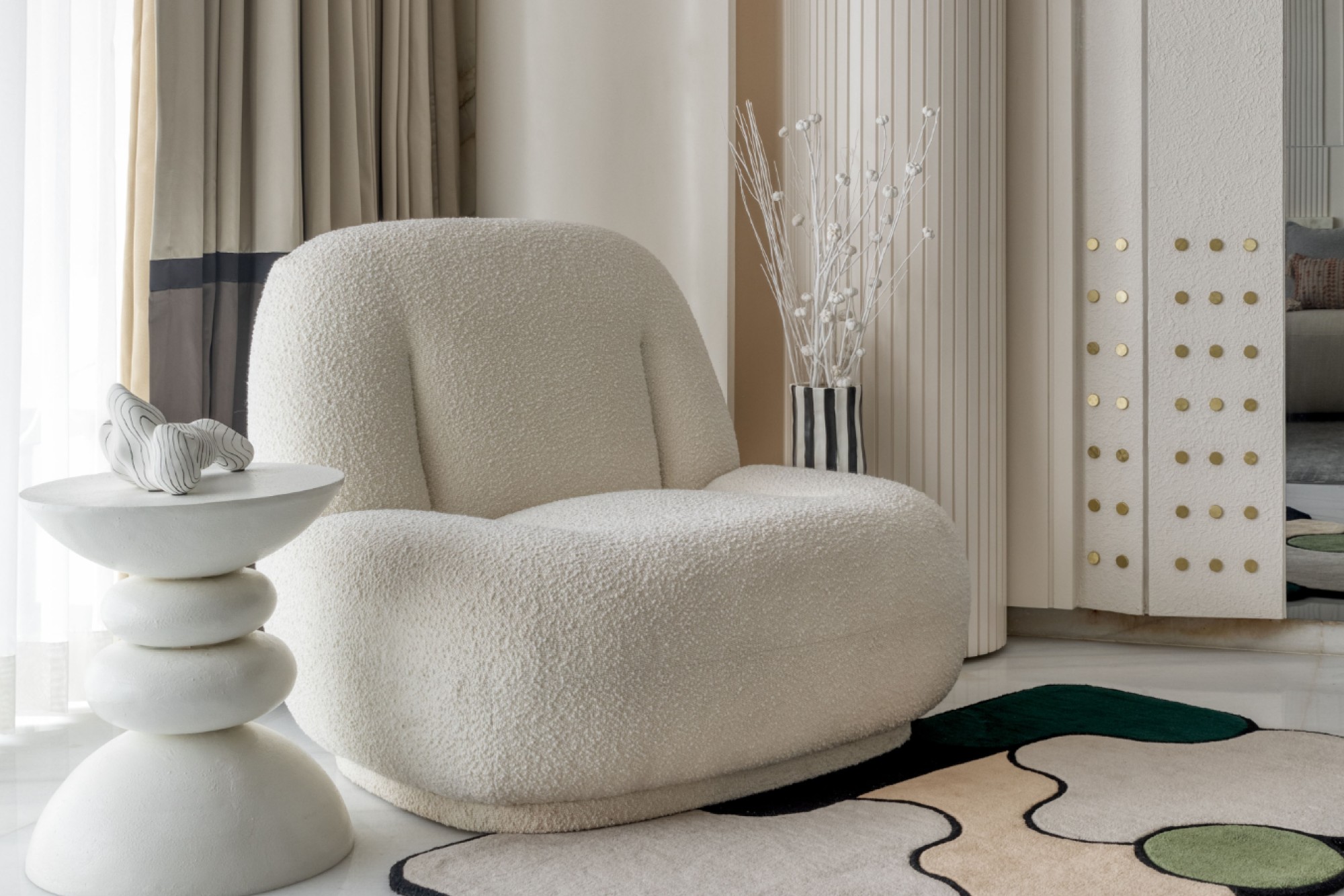 Marble, texture, and tone define this minimalist home