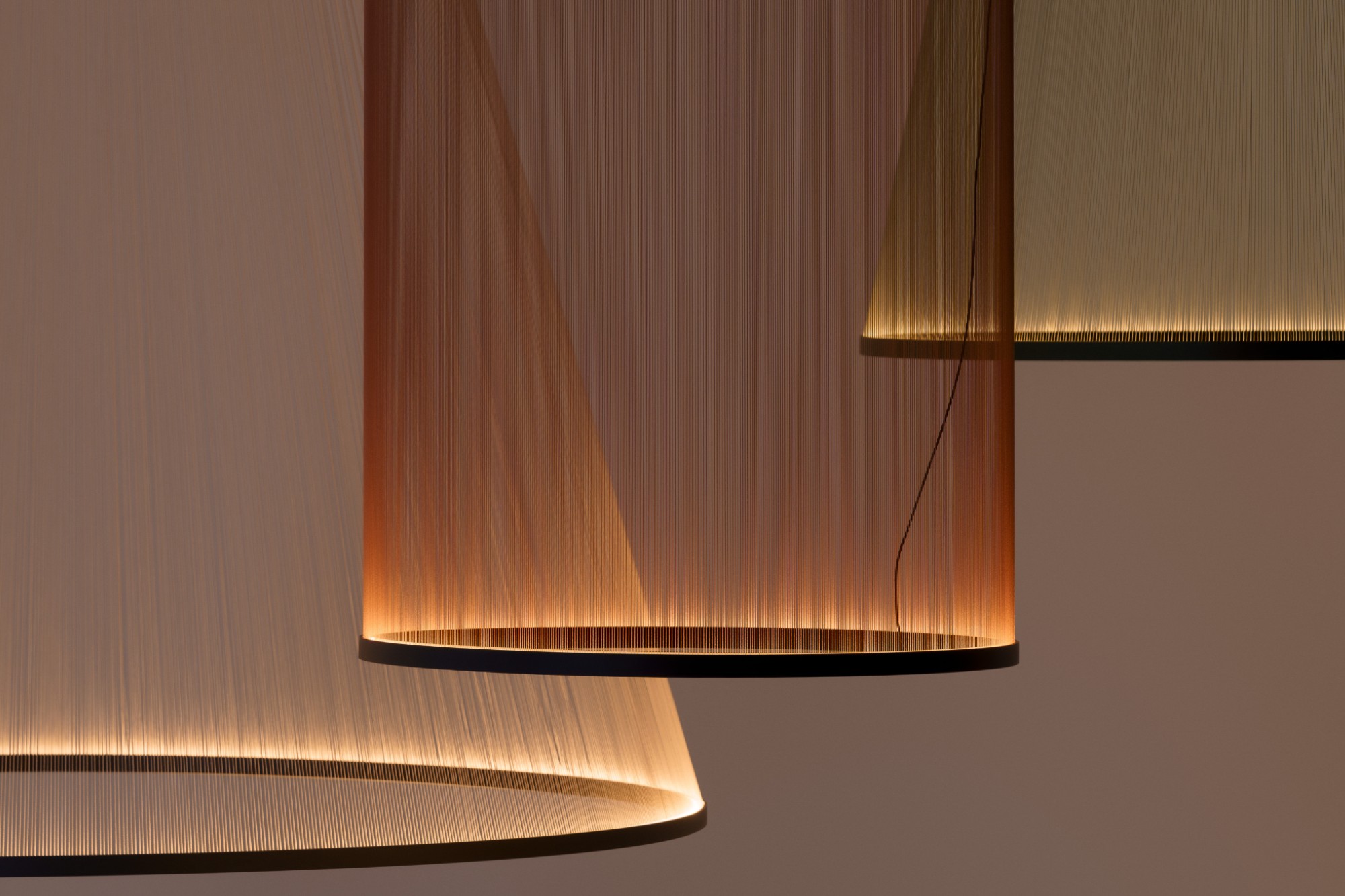 Sources Unlimited redefines illumination with Vibia’s ‘Array’ lamp
